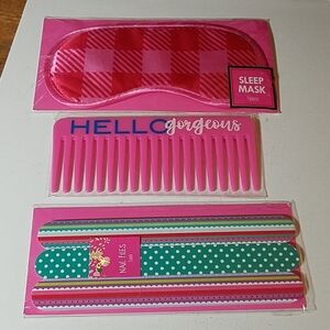 Tolietry Set of 3 Items